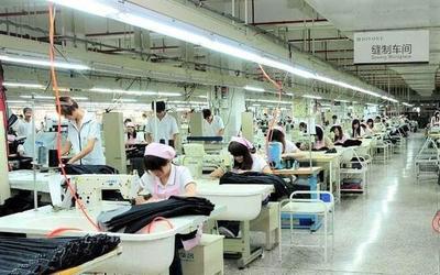 中國服裝界的隱形冠軍:品牌值百億,褲子銷量連續(xù)19年全國排第一